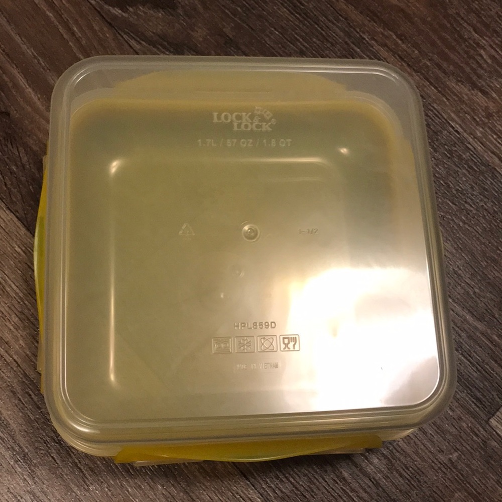 Lock & Lock Container - Picture 3 of 4
